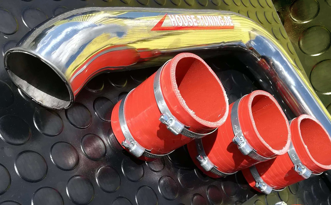 https://house-tuning.de/T13%20red%20intercooler%202.jpg